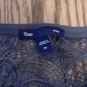 Gap 3/4 sleeve light weigh blouse